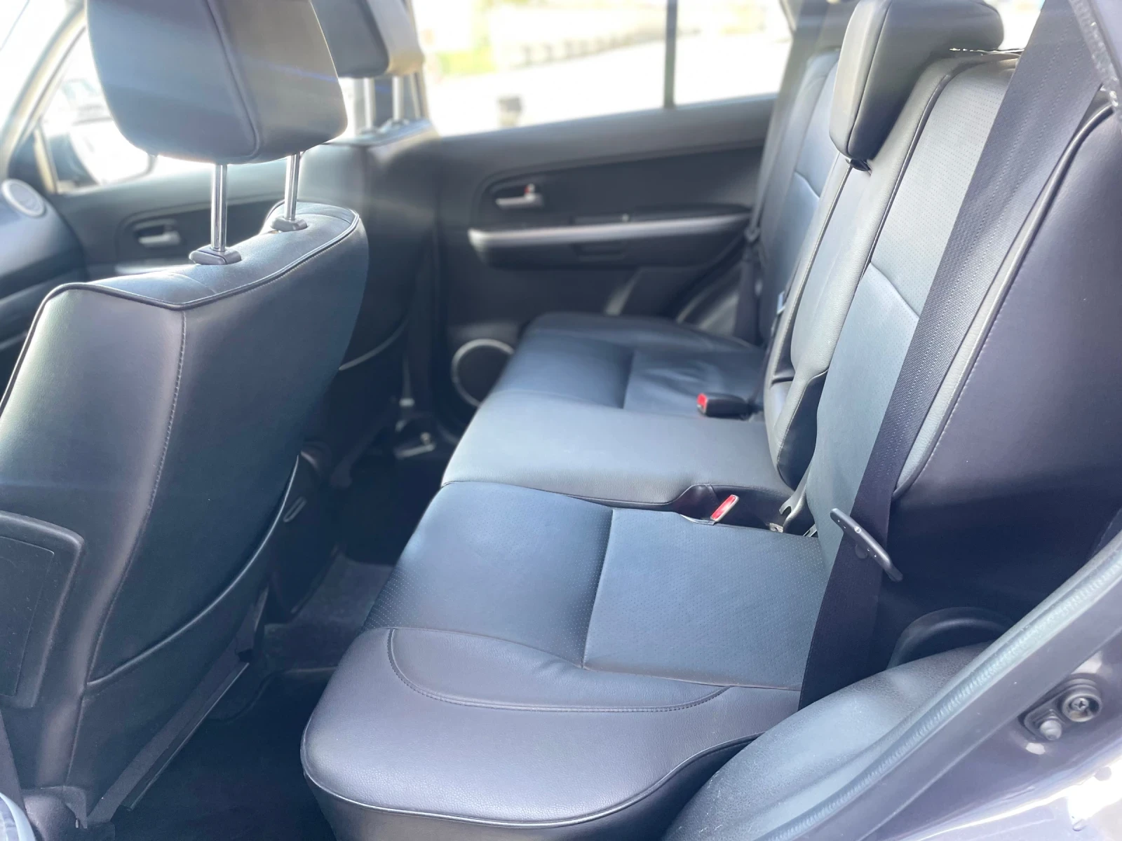 Suzuki Grand vitara 2.4/FACE/АВТОМАТИК/КОЖА - изображение 10