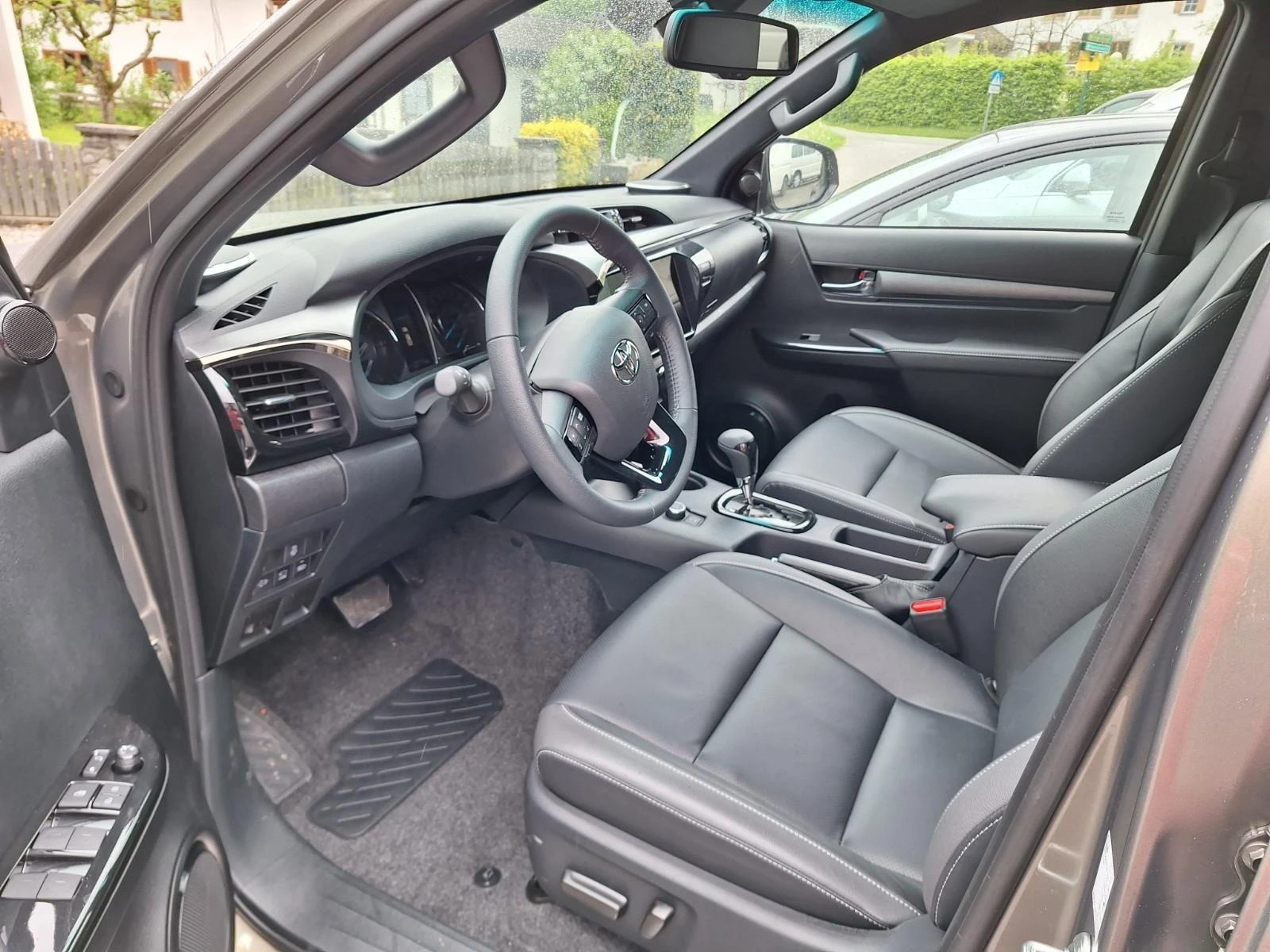 Toyota Hilux 2.8 D-4D/INVINCIBLE/DOUBLE CAB/JBL/360/ - изображение 8