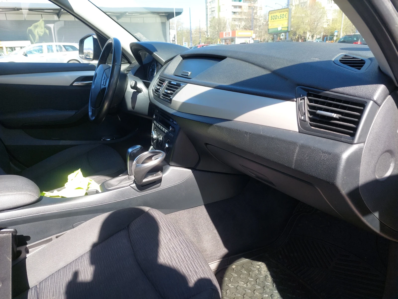 BMW X1, снимка 13 - Автомобили и джипове - 54137580