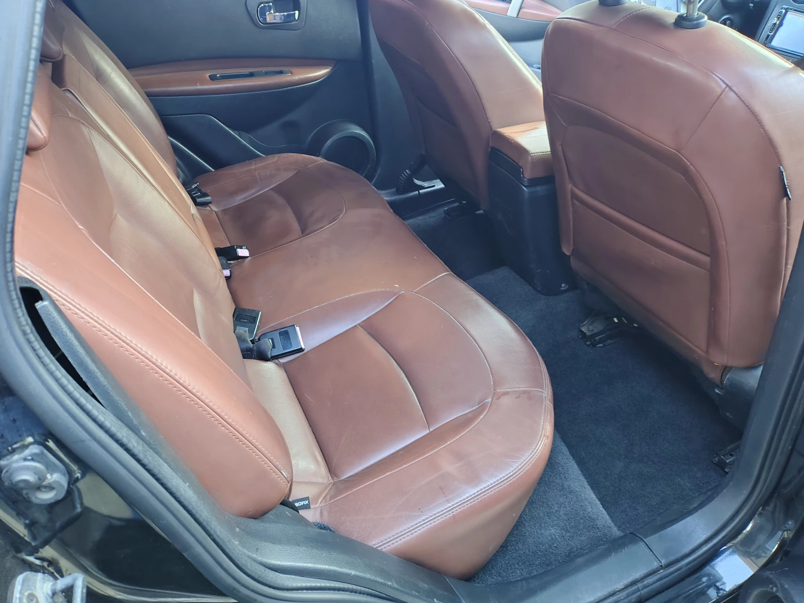 Nissan Qashqai Панорама , снимка 12 - Автомобили и джипове - 54328989