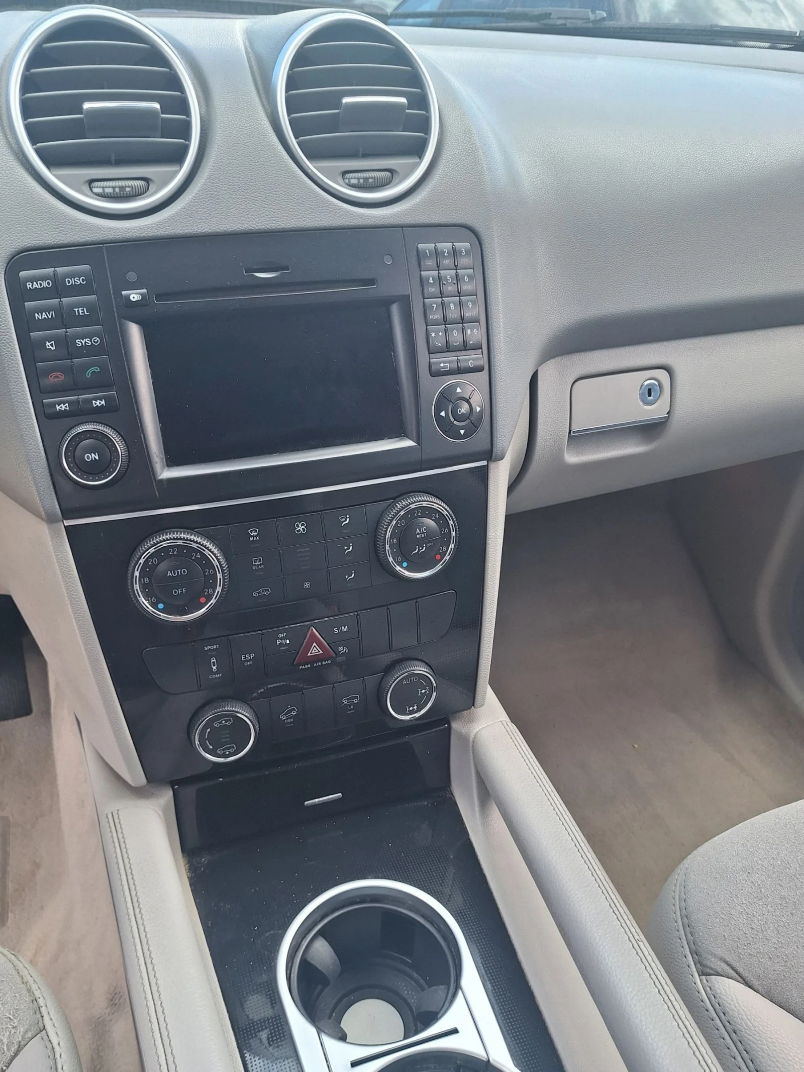 Mercedes-Benz ML 320сди Фейс лифт, снимка 12 - Автомобили и джипове - 54831575