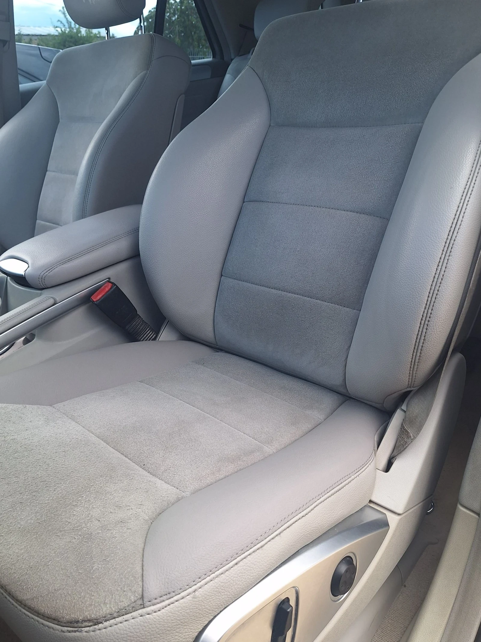 Mercedes-Benz ML 320сди Фейс лифт, снимка 13 - Автомобили и джипове - 54831575