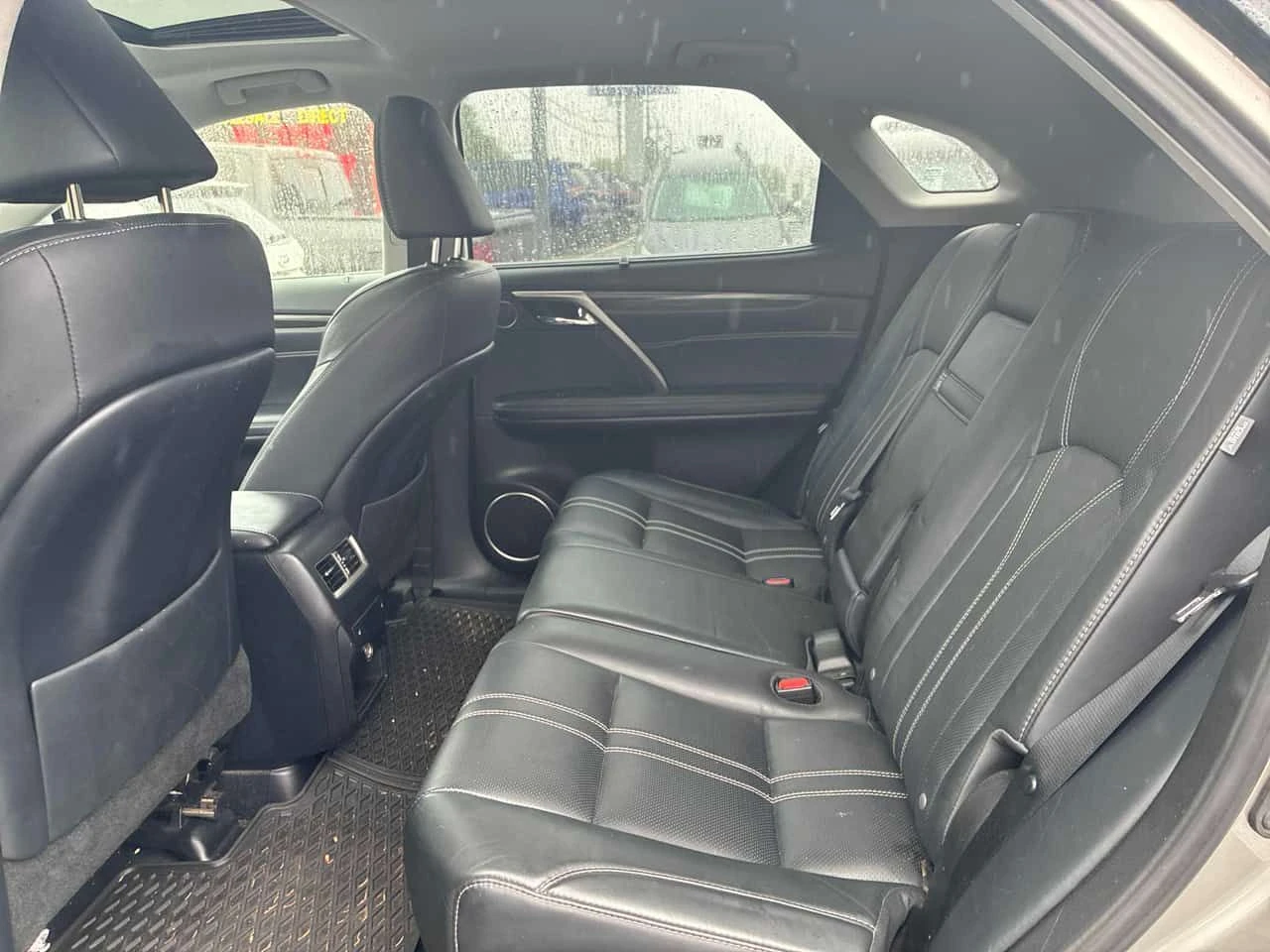 Lexus RX 450h * AWD 4dr Hybrid * ПРЕДСТАВИТЕЛСТВО НА TOYOTA, снимка 13 - Автомобили и джипове - 55481732