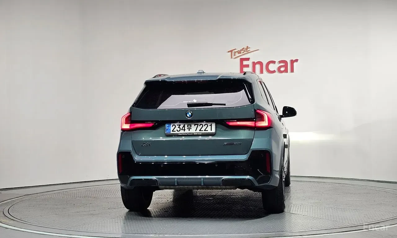 BMW X1 20i* M* SPORT* HARMON* KARDON* ���������* �����* 3 | Mobile.bg � ����������� 4