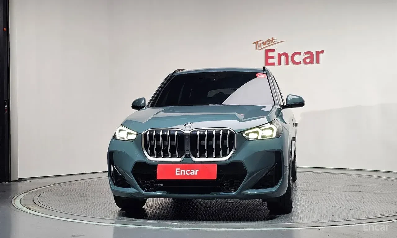 BMW X1 20i* M* SPORT* HARMON* KARDON* ���������* �����* 3 | Mobile.bg � ����������� 3