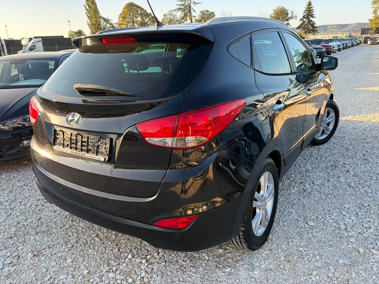 Hyundai IX35 2.0CRDI 4x4 COMFORT (100KW) 0% ПЪРВОНАЧАЛНА ВНОСКА, снимка 2 - Автомобили и джипове - 56299557