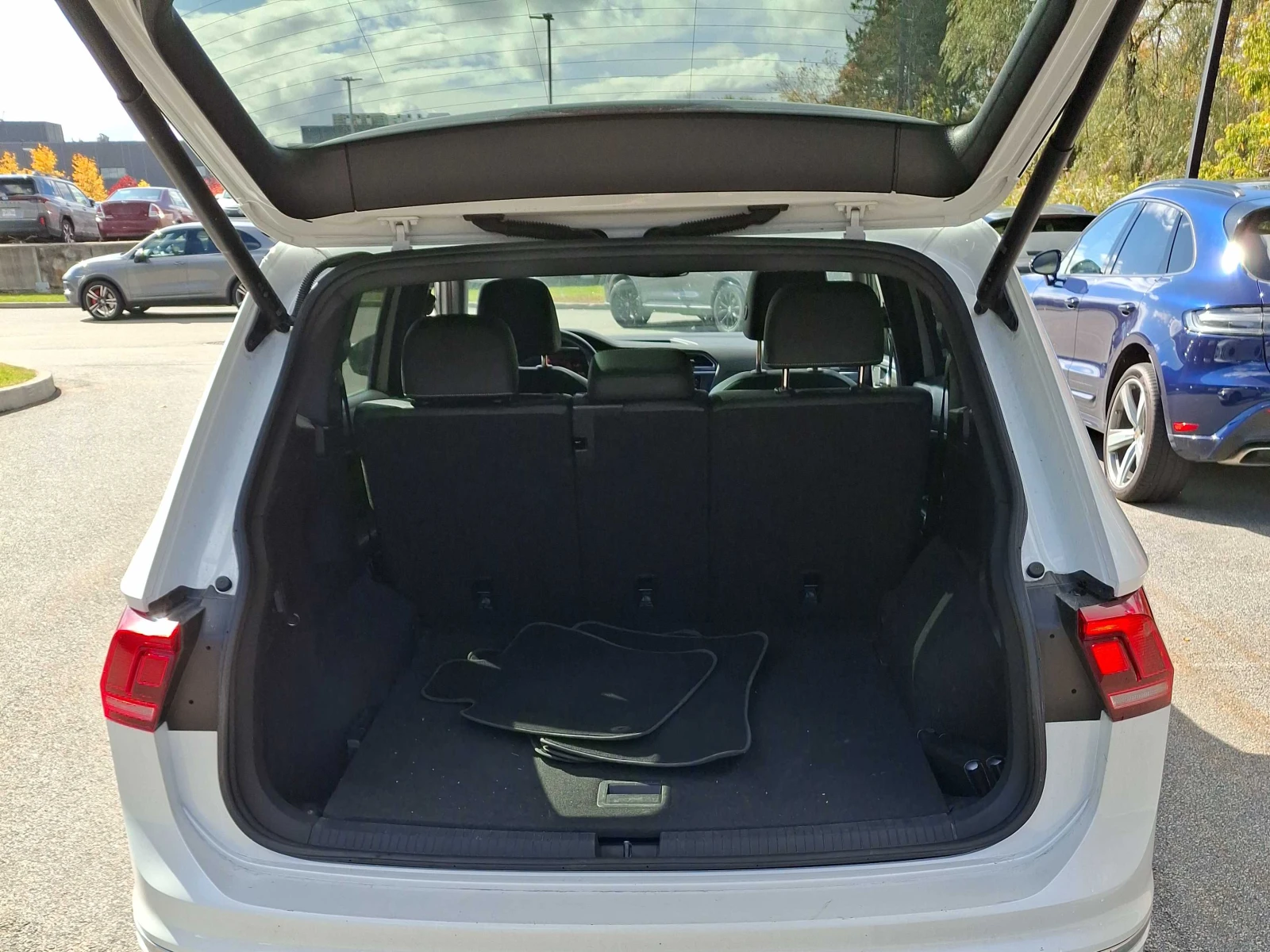 VW Tiguan Highline R-Line / ���������� | Mobile.bg � ����������� 11