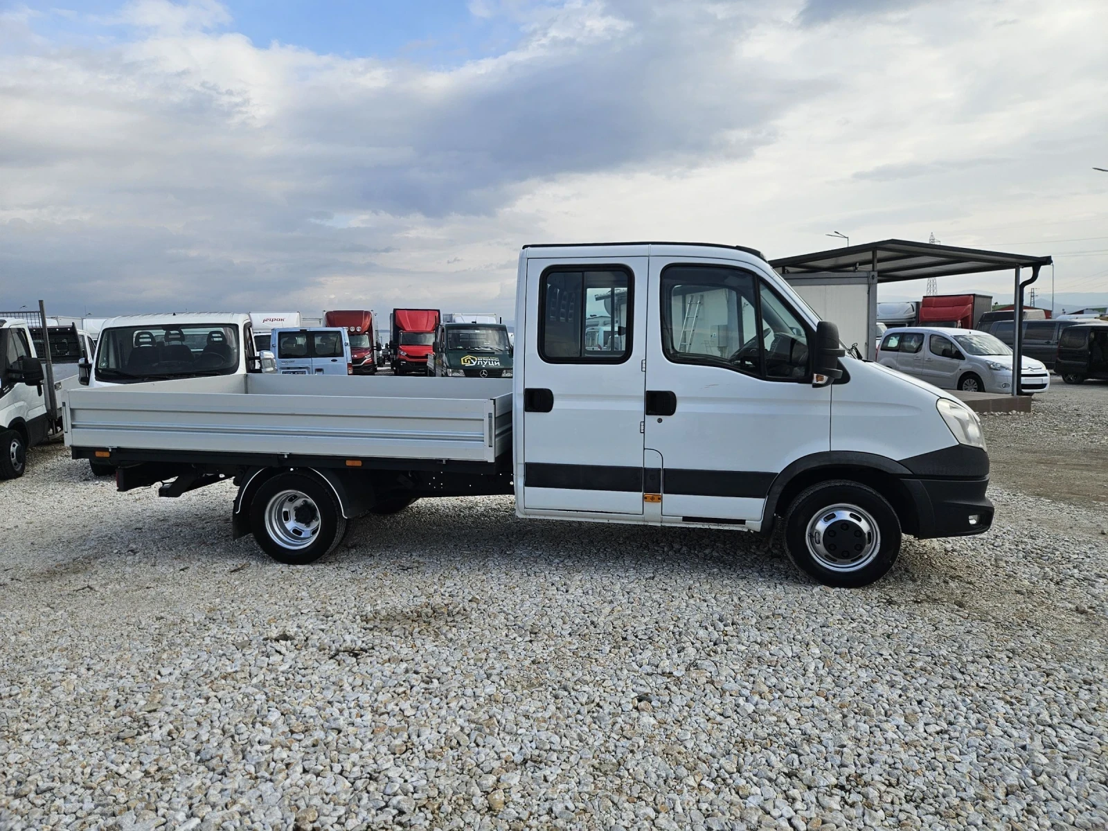 Iveco Daily 35c17, 7 местен, До 3.5 тона - изображение 6