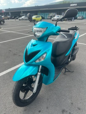  Suzuki Sixteen