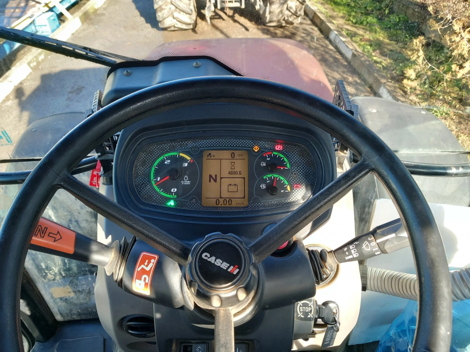 Трактор CASE IH FARMALL 115U - изображение 7