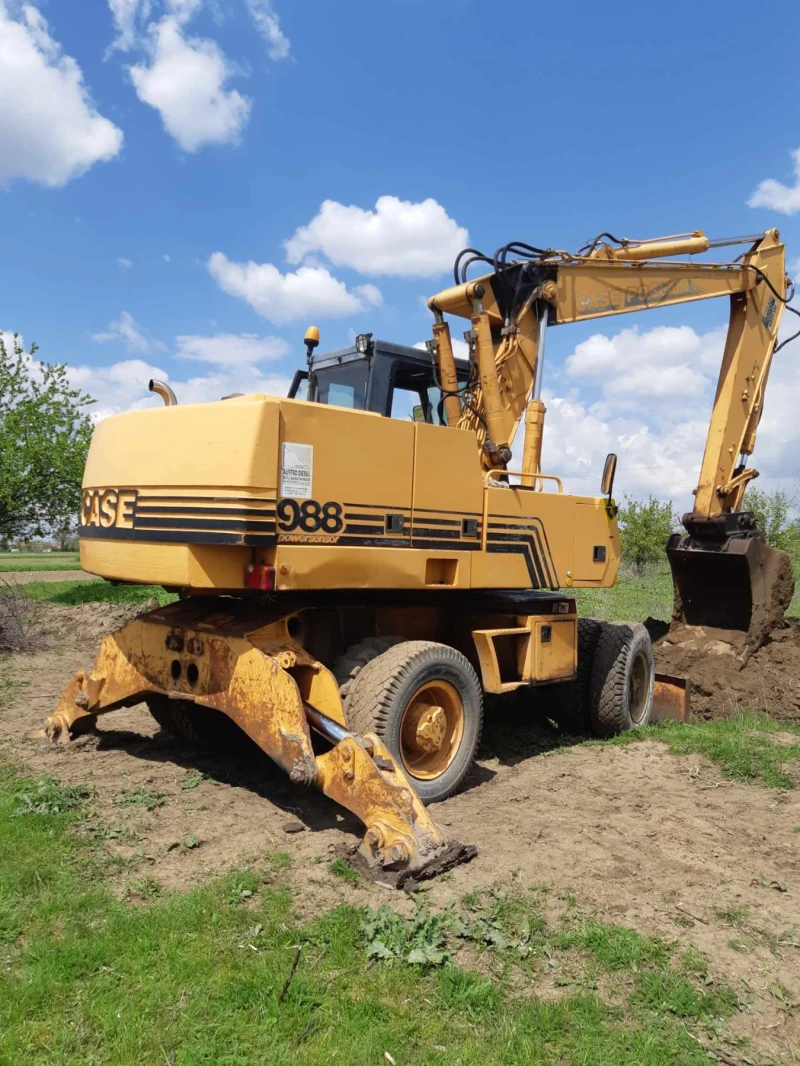 Багер Case 988