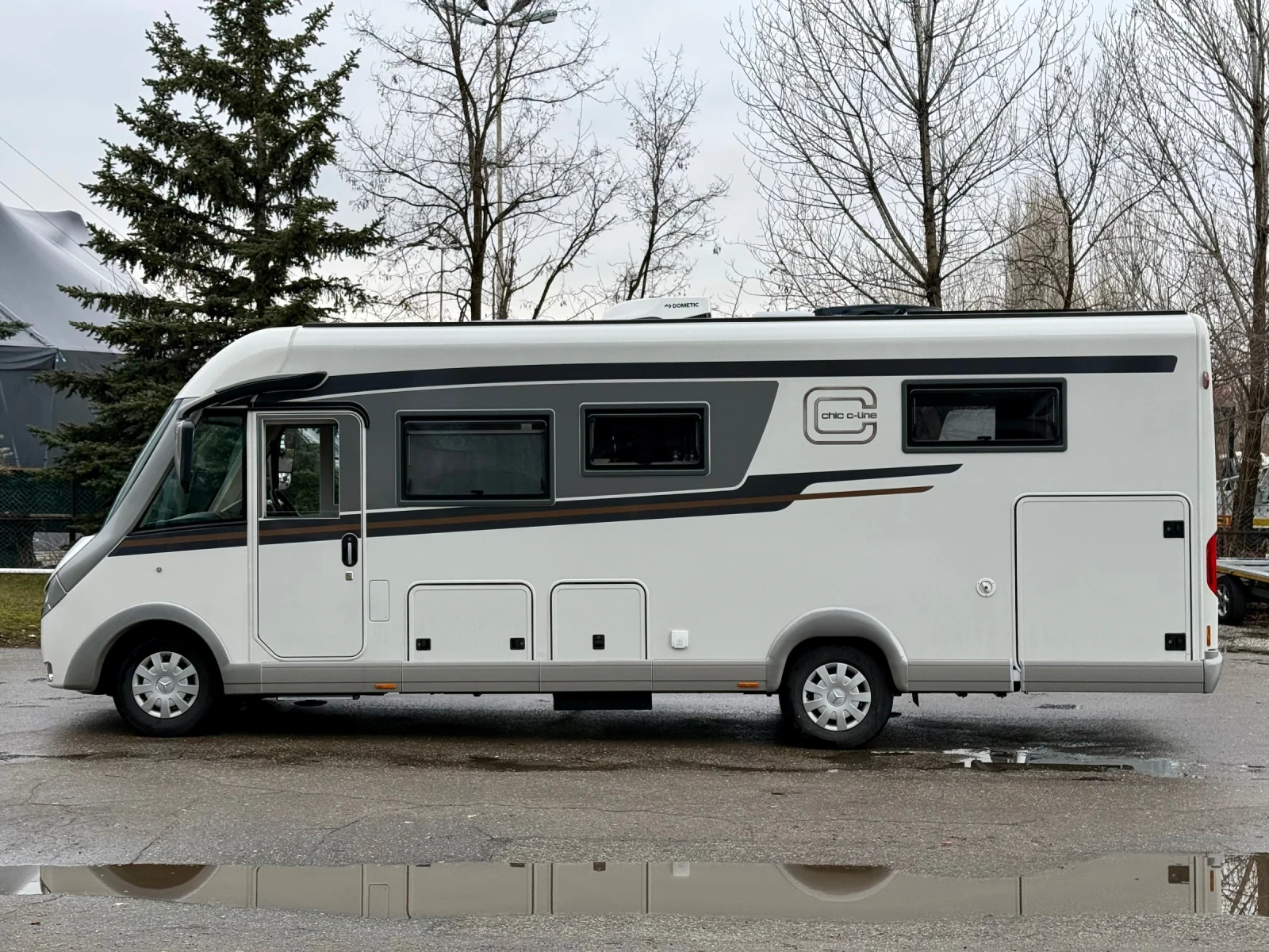 Кемпер Carthago Chic C Line Mercedes 9g-tronic - изображение 5