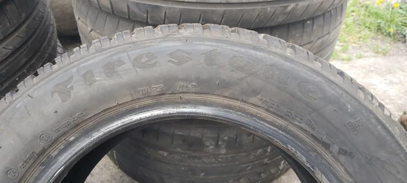 Гуми Зимни 195/60R15, снимка 6 - Гуми и джанти - 32906394