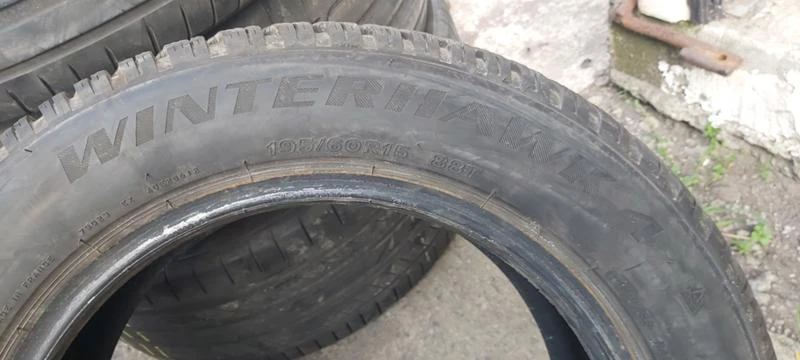 Гуми Зимни 195/60R15, снимка 7 - Гуми и джанти - 32906394