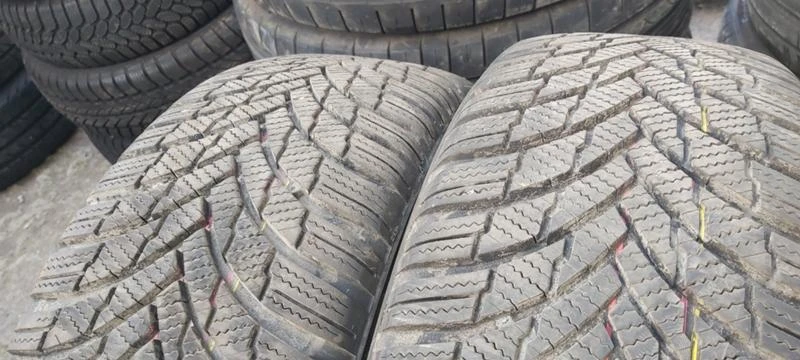 Гуми Зимни 195/60R15, снимка 5 - Гуми и джанти - 32906394