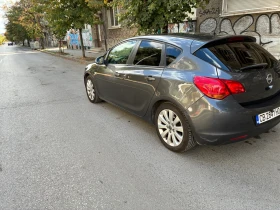 Opel Astra J, снимка 2