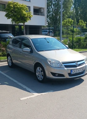 Opel Astra Opel Astra H  1.8 , снимка 1