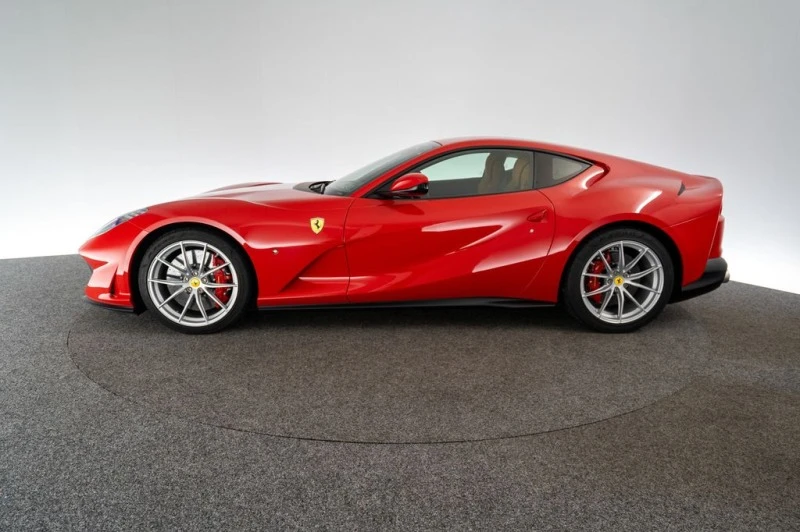 Ferrari 812 Superfast / 6.5 V12/ CERAMIC/ CAMERA/ 20/, снимка 6 - Автомобили и джипове - 44969887