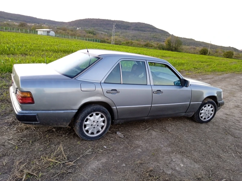 Mercedes-Benz 124 2.5d , снимка 4 - Автомобили и джипове - 47592116