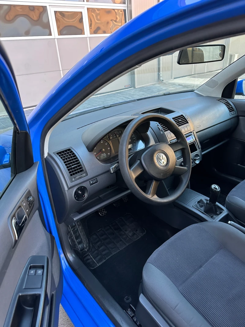 VW Polo 1.4 Бензин , снимка 5 - Автомобили и джипове - 47609327