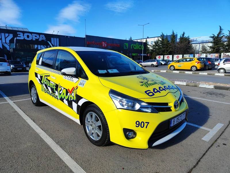 Toyota Verso 1.6 D-4D (112кс) 6+ 1, снимка 1 - Автомобили и джипове - 48125167