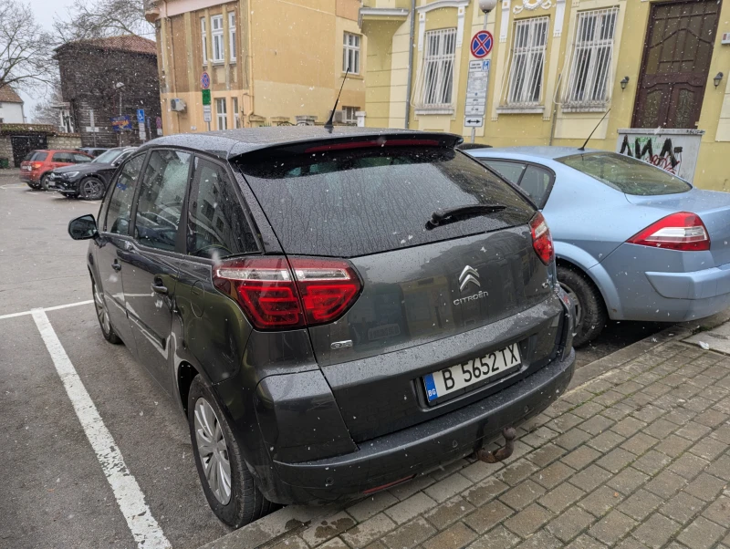 Citroen C4 Picasso, снимка 4 - Автомобили и джипове - 48690681