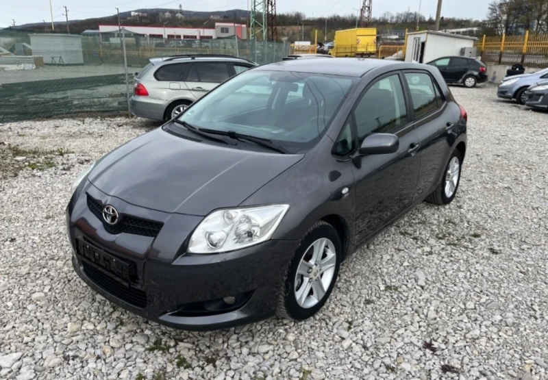 Toyota Auris 2.0-126кс, снимка 1 - Автомобили и джипове - 48756426