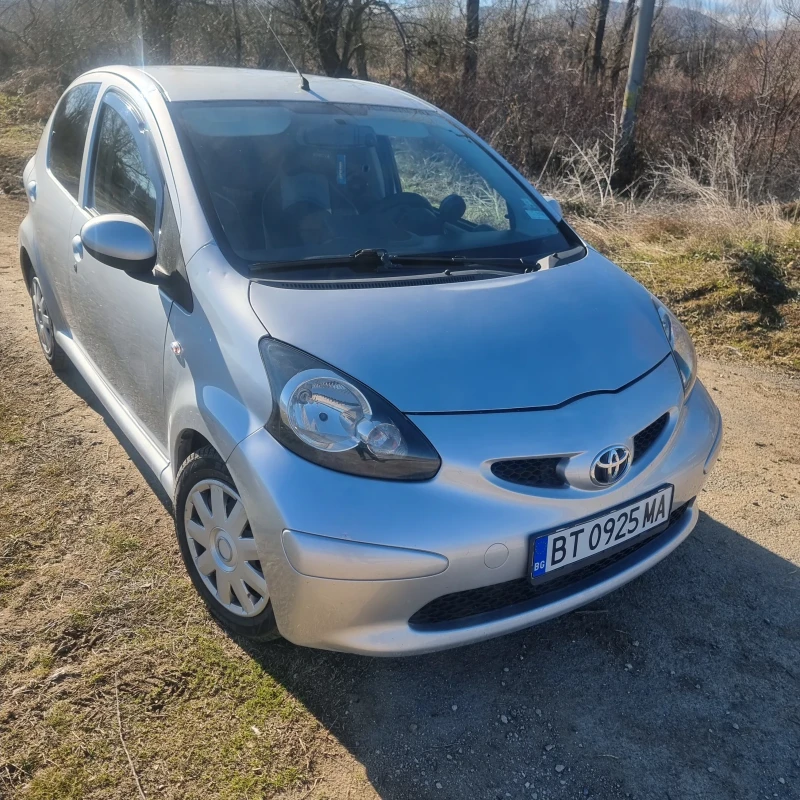 Toyota Aygo, снимка 2 - Автомобили и джипове - 48864154