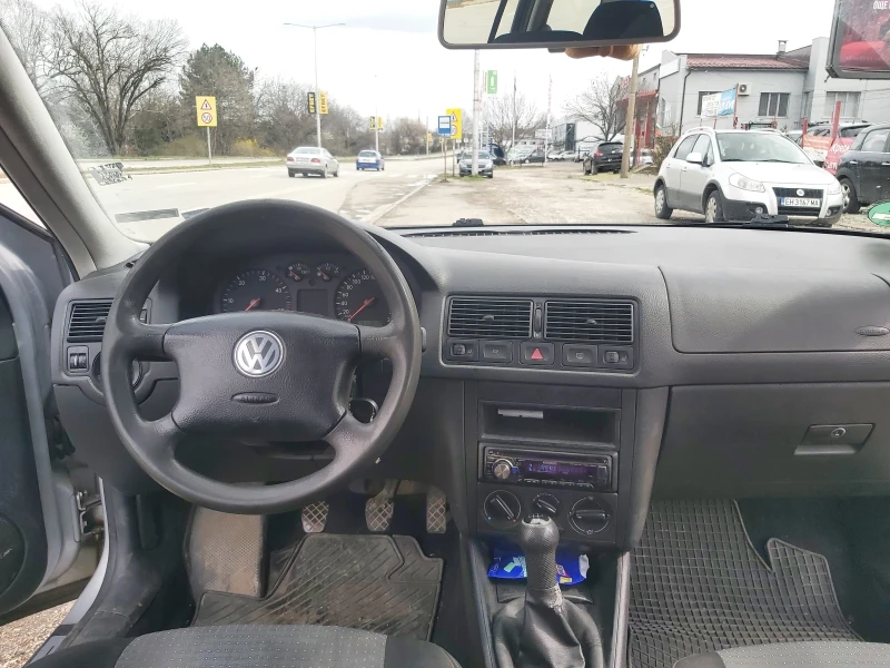 VW Golf, снимка 11 - Автомобили и джипове - 49544644