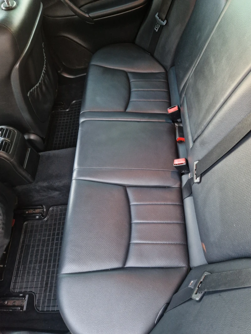 Mercedes-Benz C 200, снимка 11 - Автомобили и джипове - 51514886