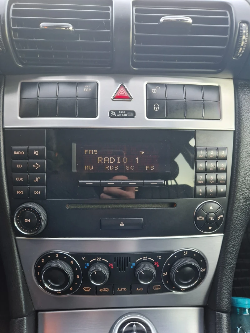 Mercedes-Benz C 200, снимка 9 - Автомобили и джипове - 51514886