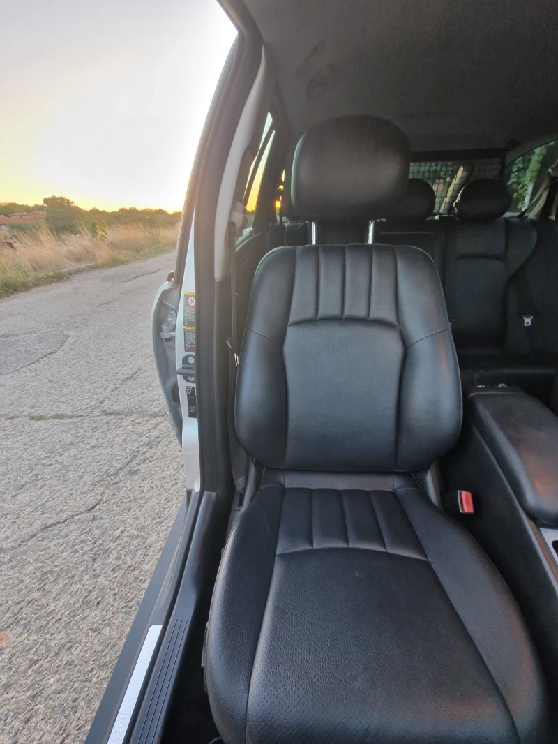 Mercedes-Benz C 200, снимка 13 - Автомобили и джипове - 51514886