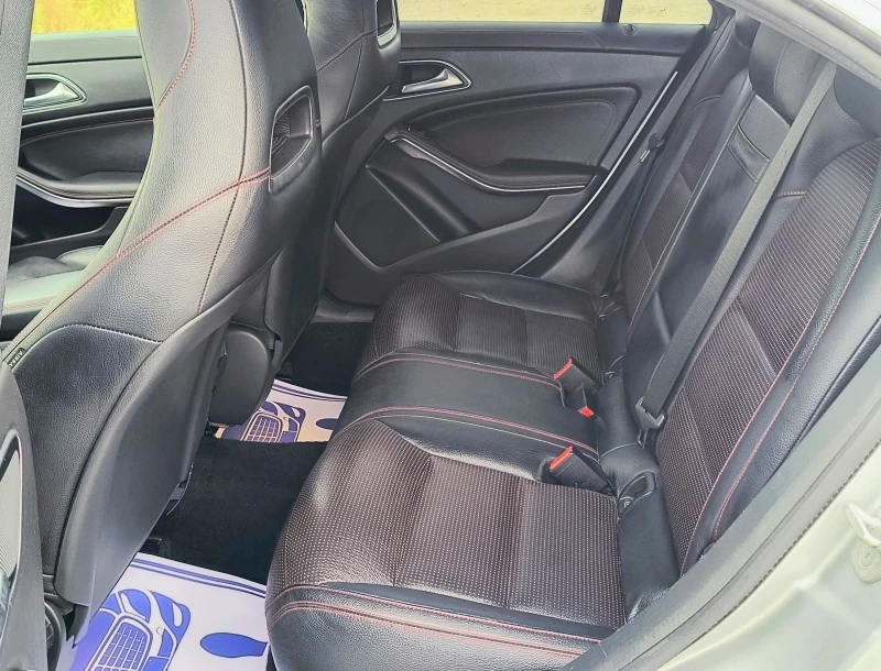 Mercedes-Benz CLA 220 AMG, 4MATIC, Designo Polar Silver Mat , снимка 13 - Автомобили и джипове - 51854231
