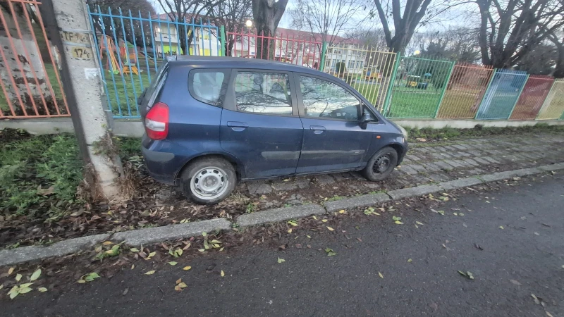 Honda Jazz, снимка 3 - Автомобили и джипове - 52833783