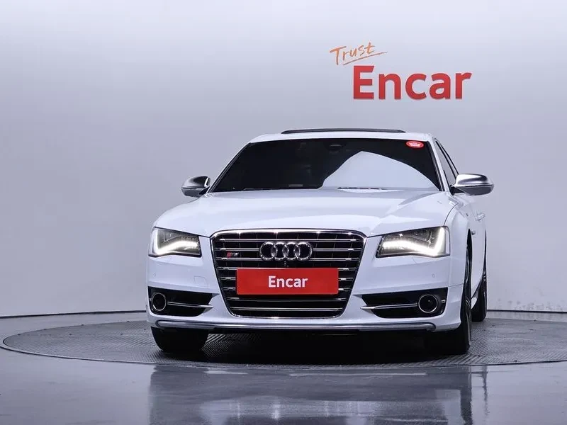Audi S8 4.0 TFSI Quattro, снимка 3 - Автомобили и джипове - 55134052