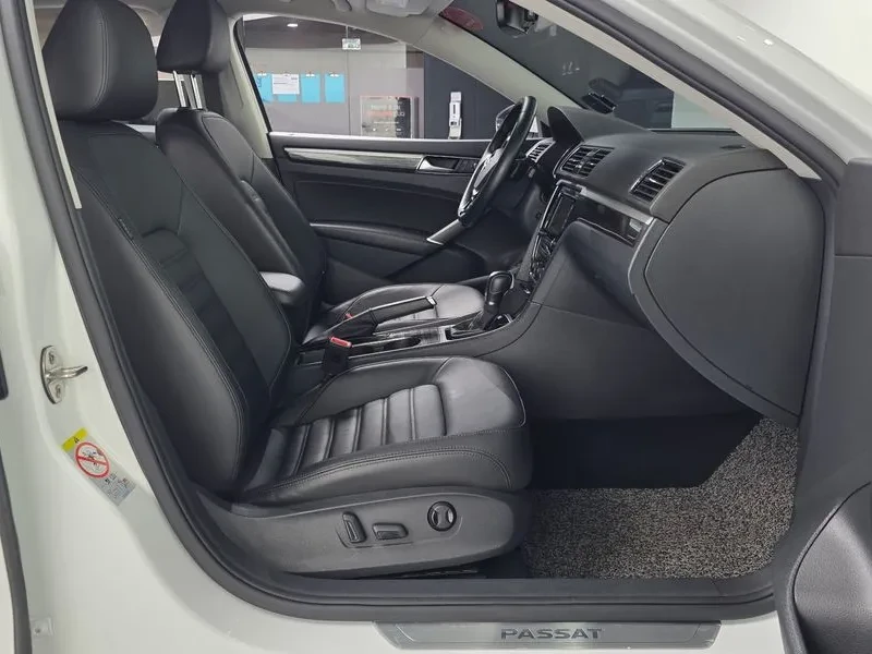 VW Passat 2.0 Tsi B7, снимка 11 - Автомобили и джипове - 56116329