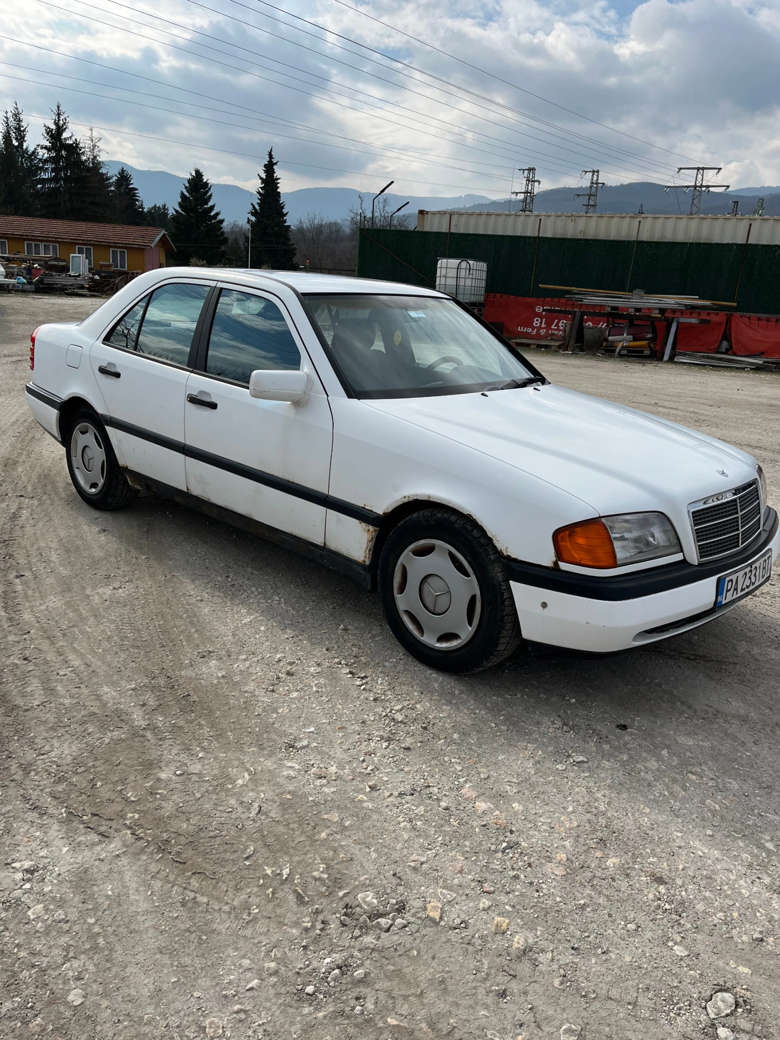 Mercedes-Benz C 200  - изображение 2