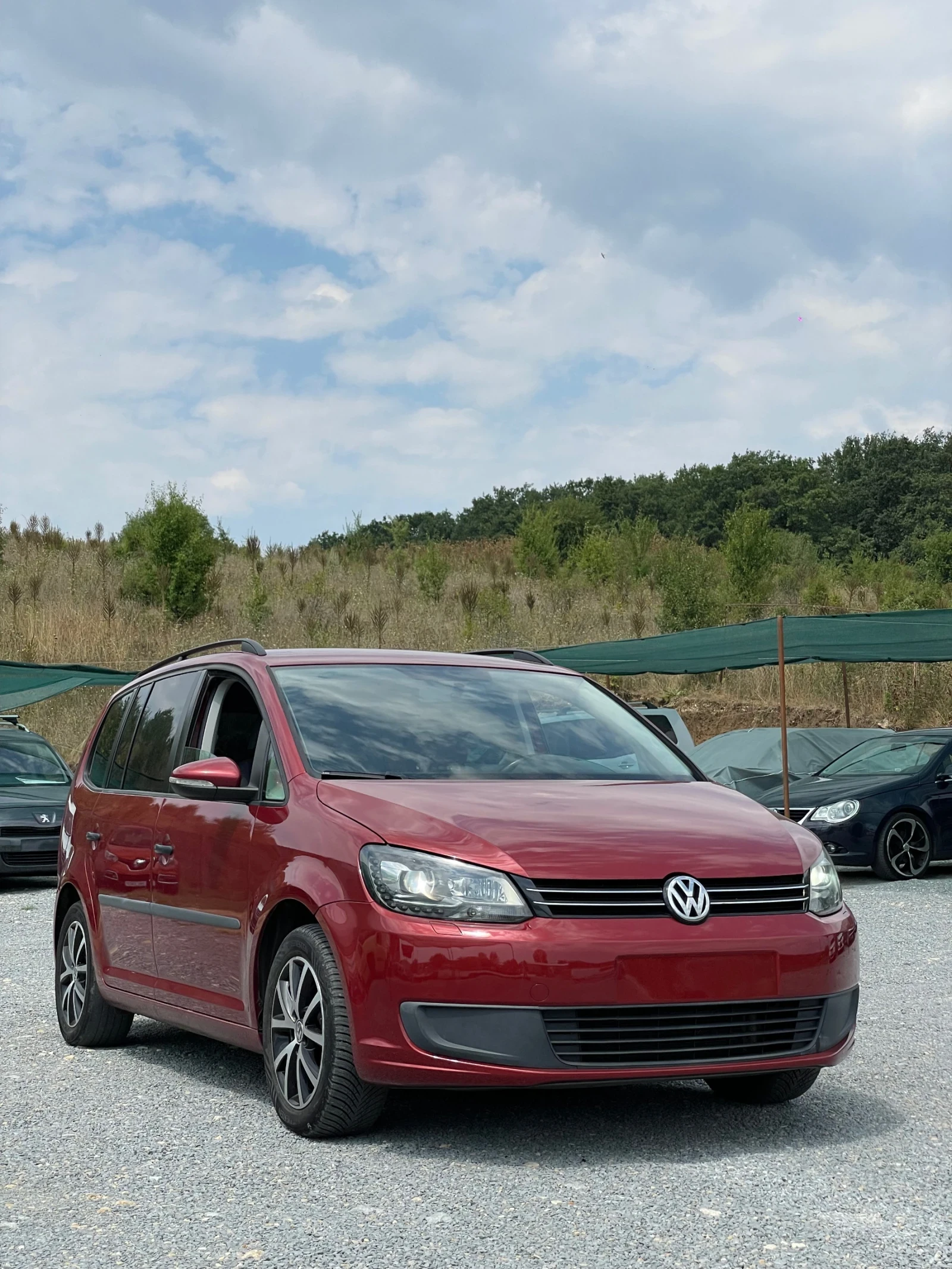 VW Touran 1.6 TDI LED - изображение 2