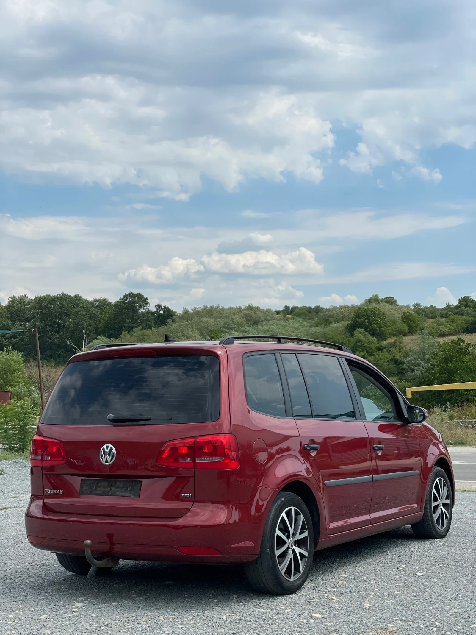 VW Touran 1.6 TDI LED - изображение 3