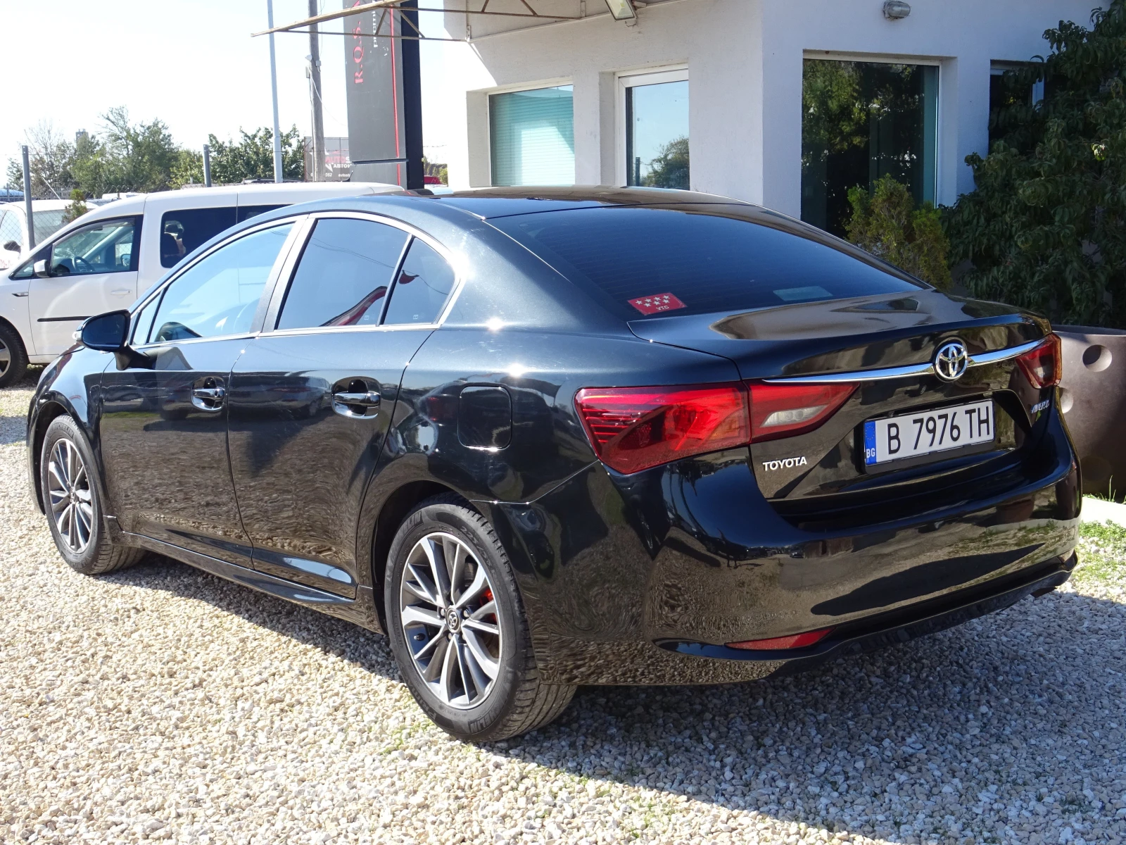 Toyota Avensis 2.0 D-4D 143кс 4вр. Edition S+  - изображение 3