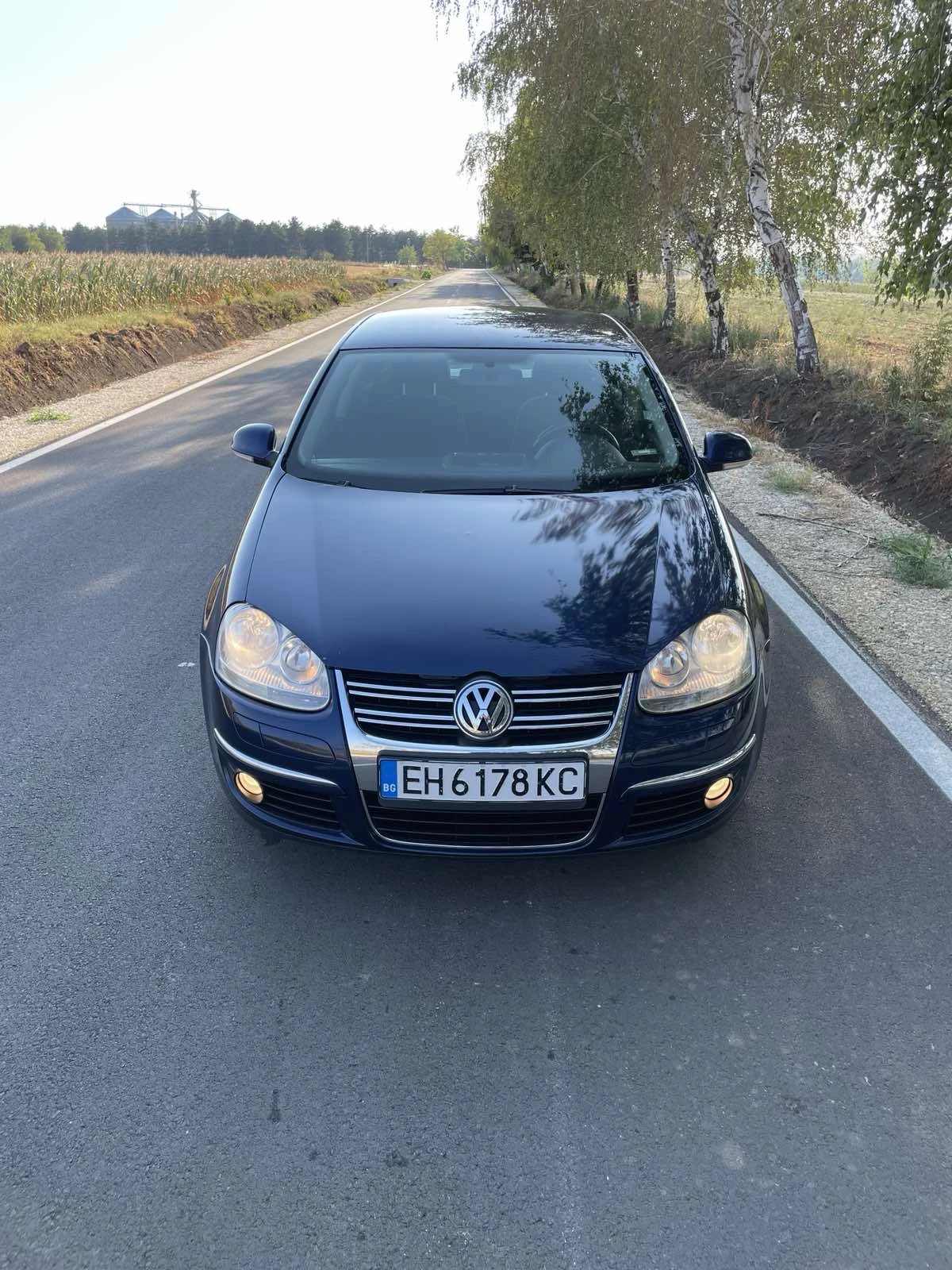 VW Jetta  - изображение 7