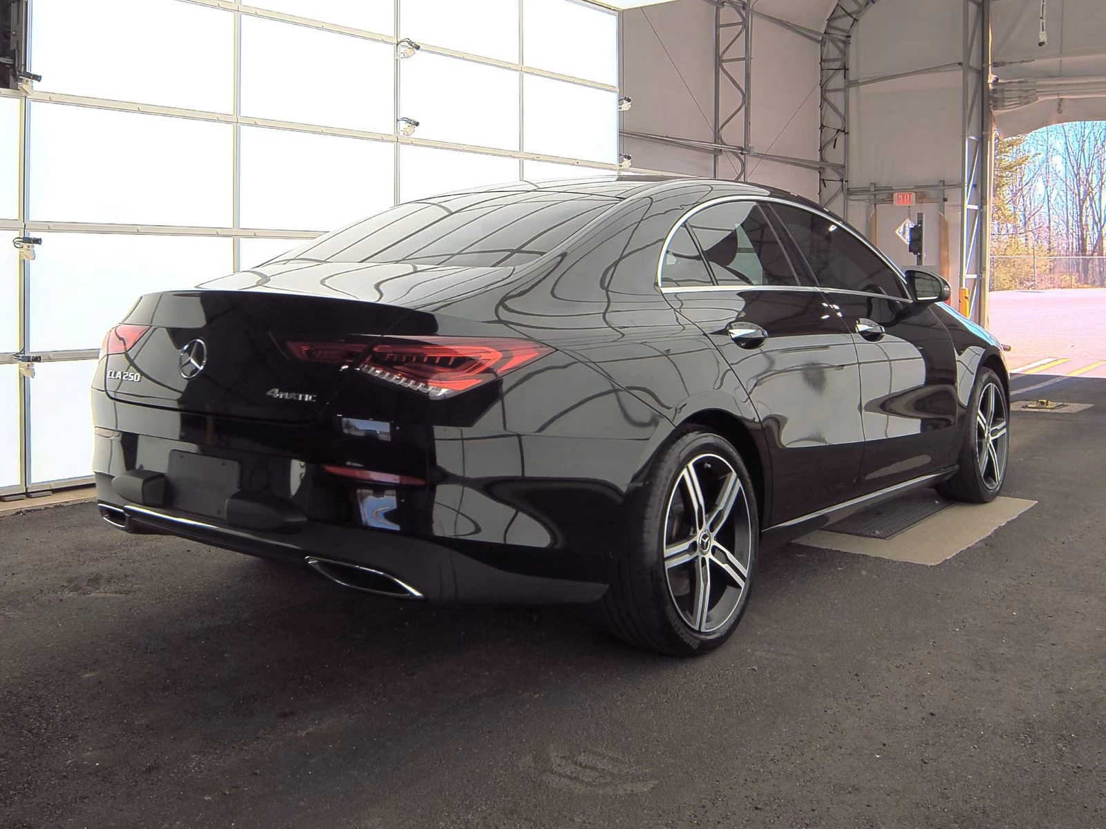 Mercedes-Benz CLA 250 4MATIC* DIGITAL* KEYLESS GO* PODGREV*  - изображение 5
