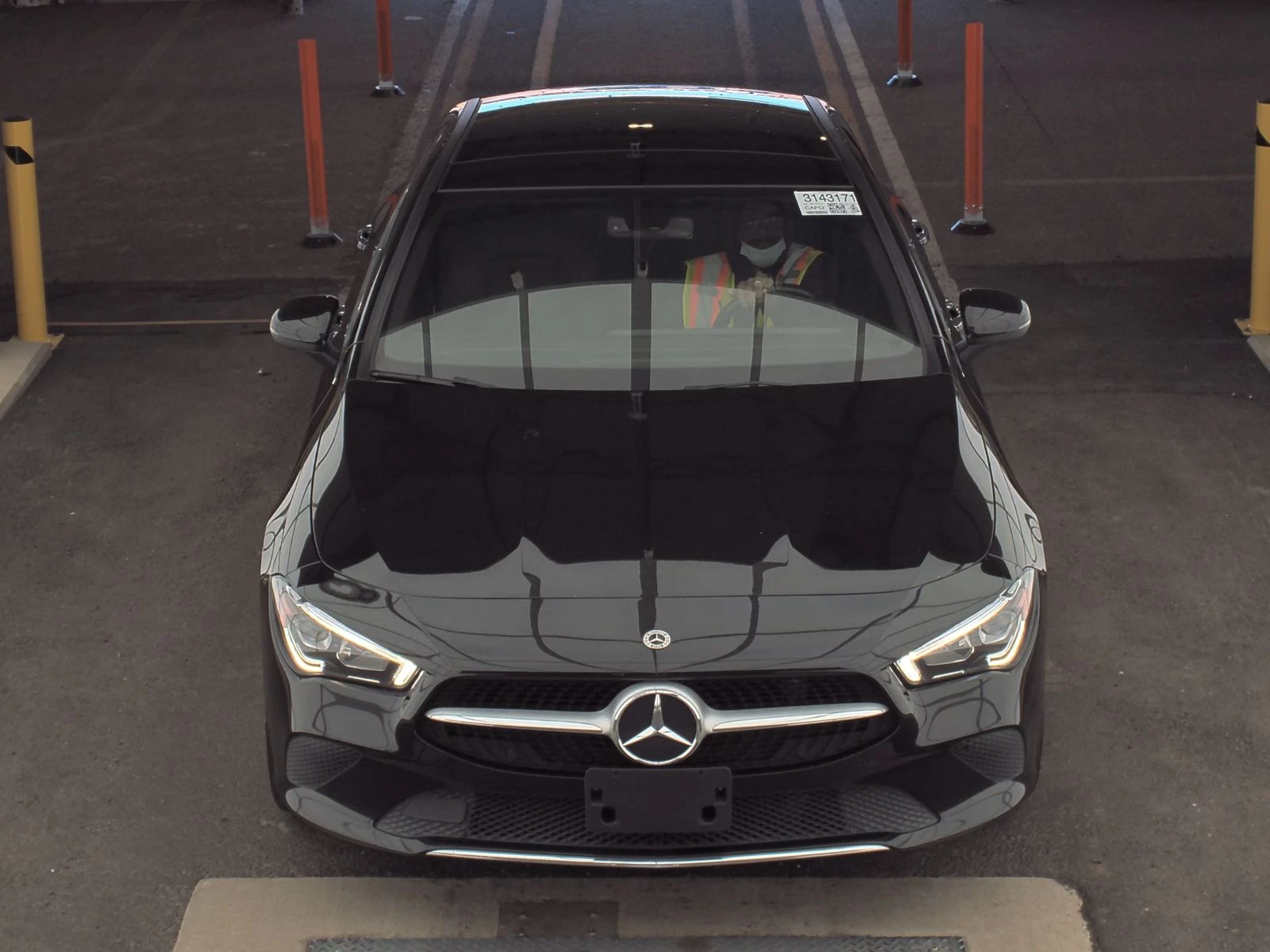 Mercedes-Benz CLA 250 4MATIC* DIGITAL* KEYLESS GO* PODGREV*  - изображение 2
