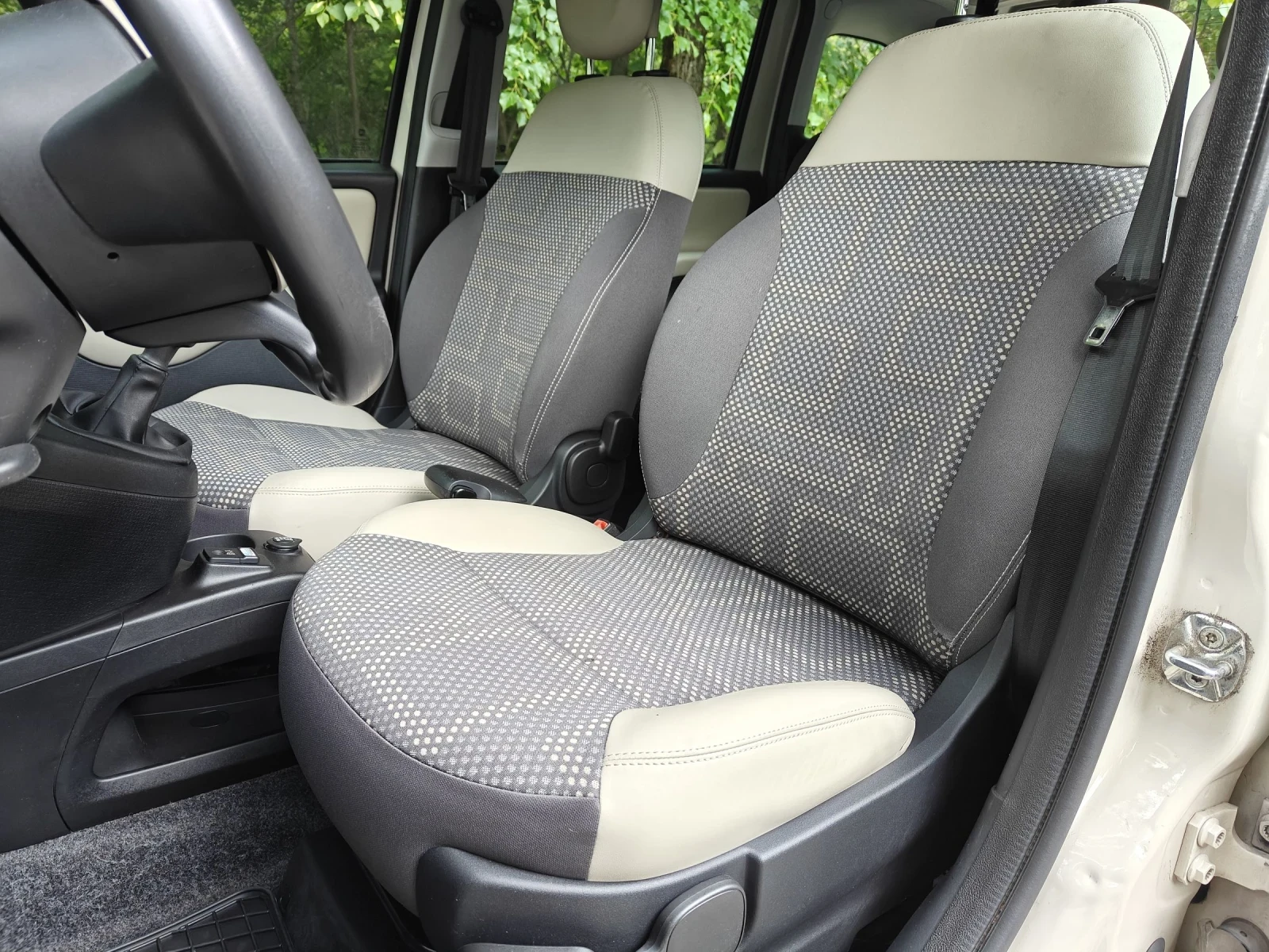 Fiat Panda 1.3  4х4 - изображение 8