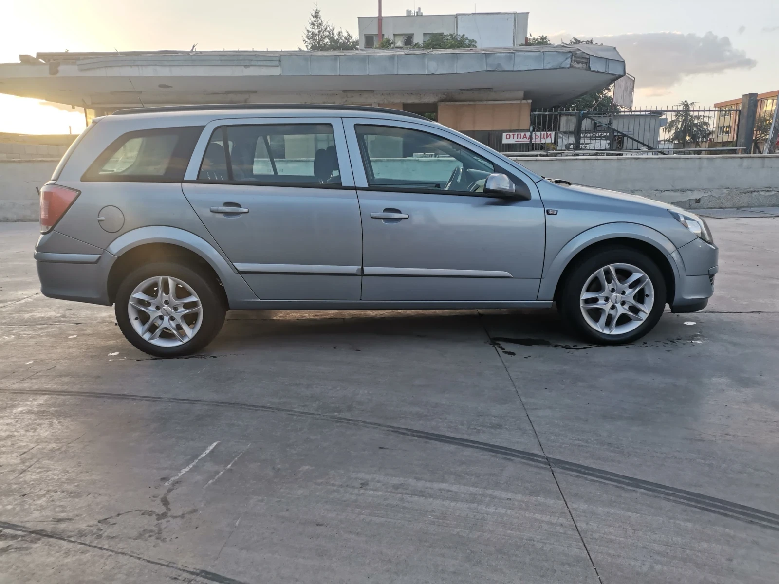 Opel Astra 1.7 - изображение 3