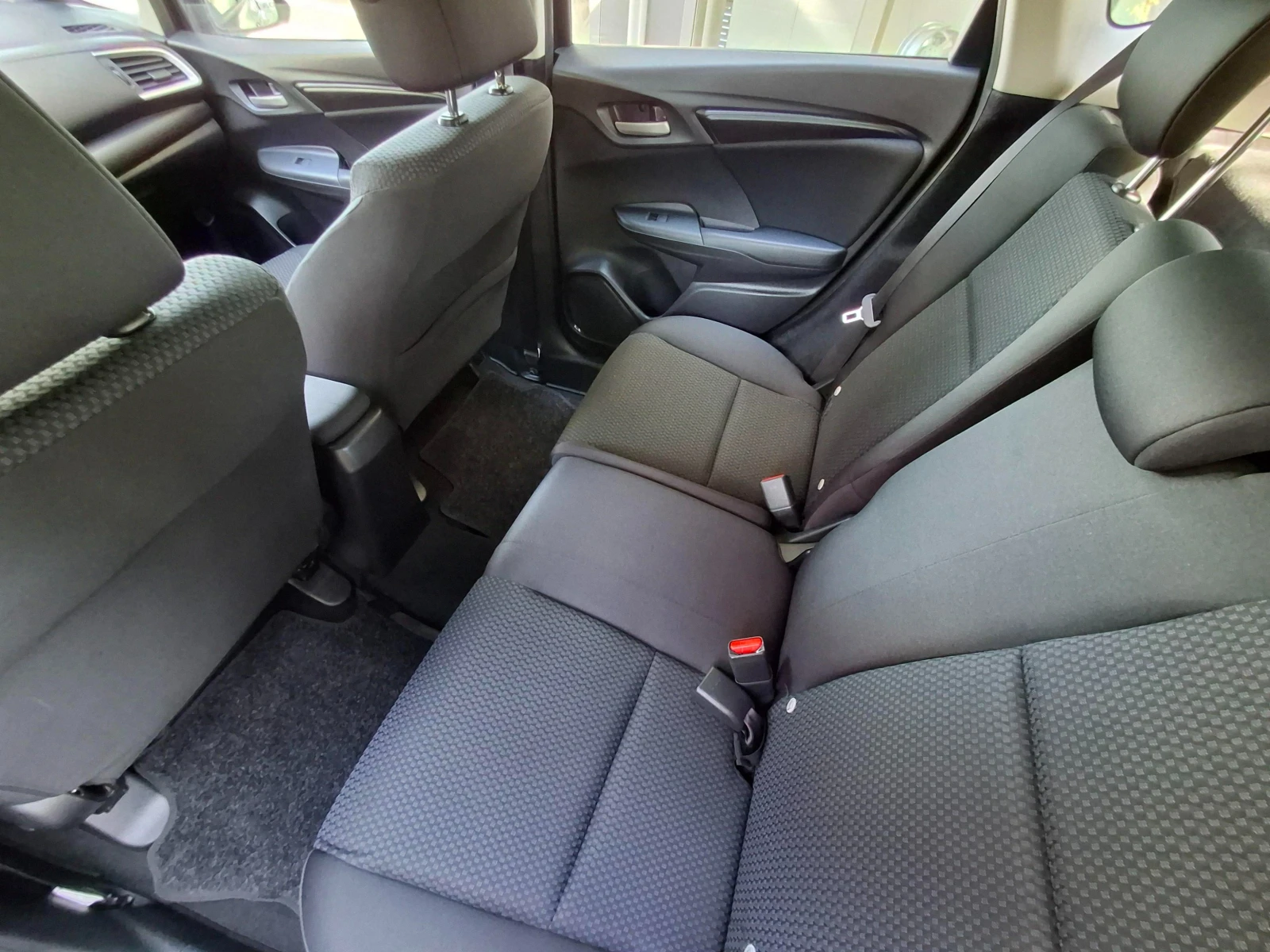Honda Jazz 1.3 i-VTEC Trend AT - изображение 9