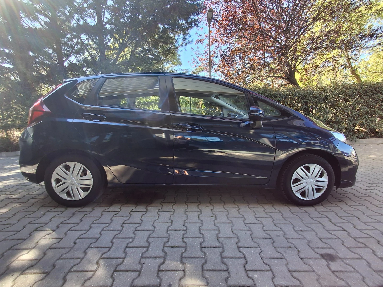 Honda Jazz 1.3 i-VTEC Trend AT - изображение 4