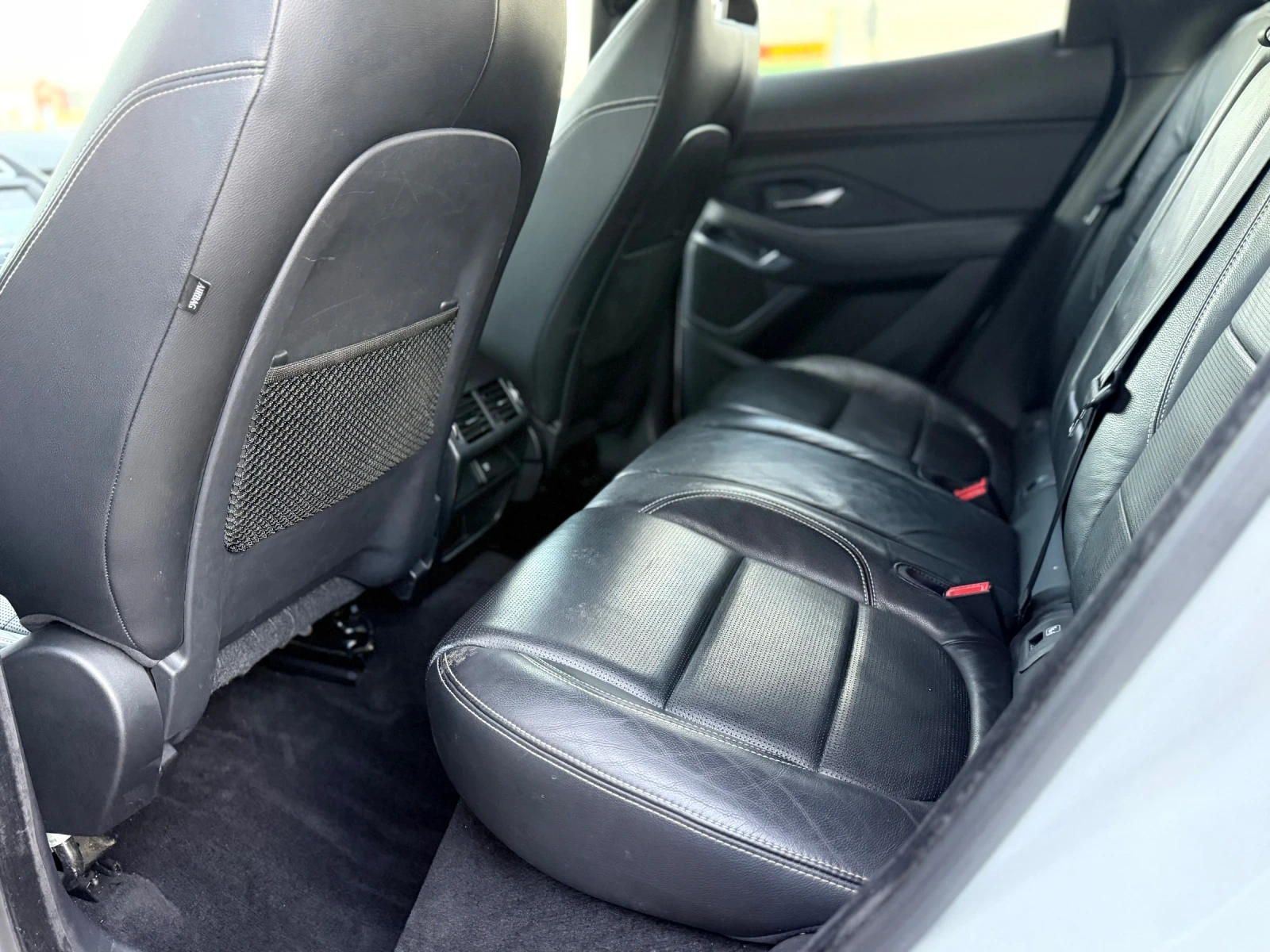 Jaguar E-pace ����� ������* R-DYNAMIC* AWD* D150* AVTOMAT* CAMER | Mobile.bg � ����������� 11