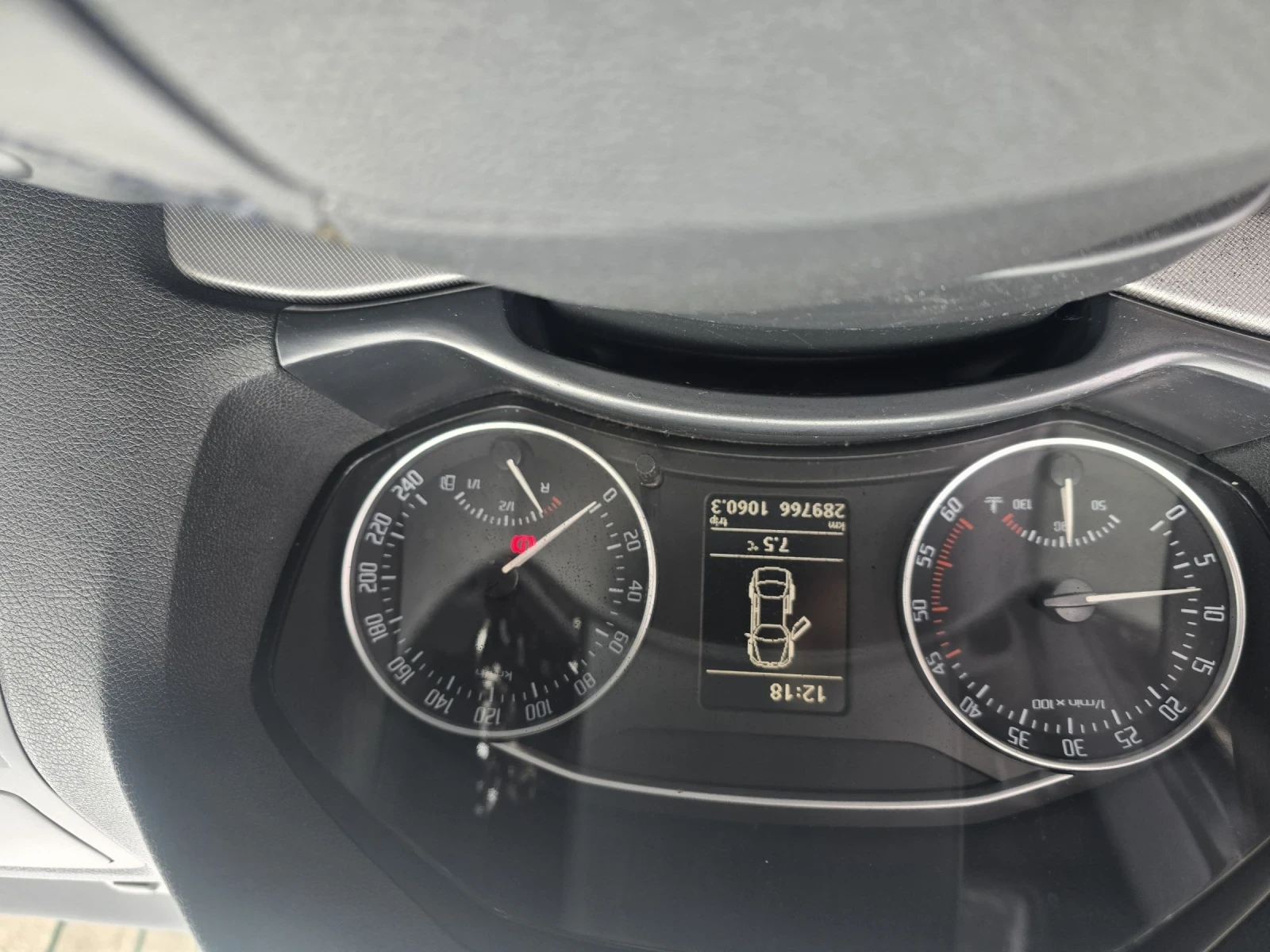 Skoda Octavia 1.6 105 4�4 6�������� | Mobile.bg � ����������� 10