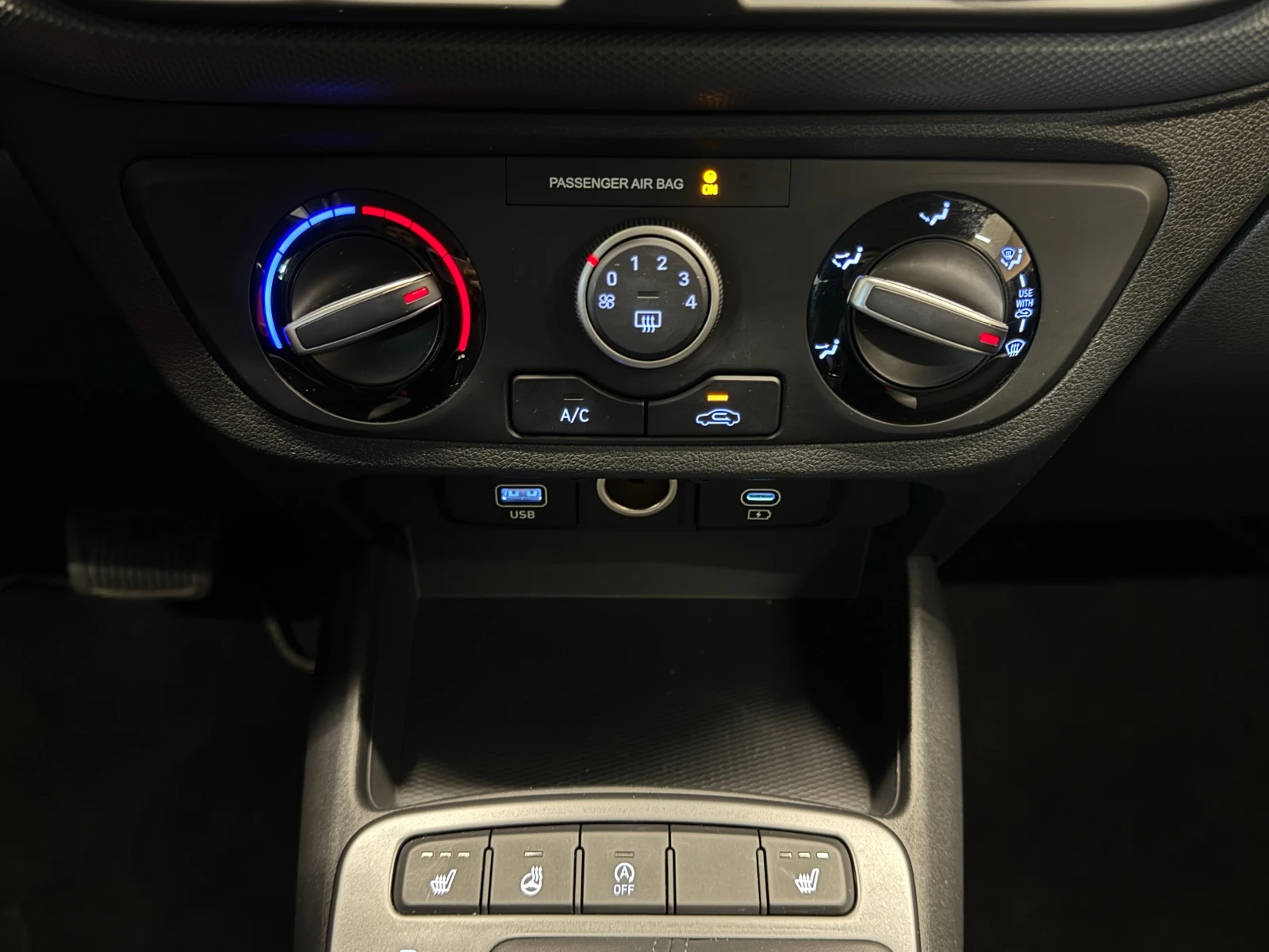 Hyundai I10 COMFORT, снимка 13 - Автомобили и джипове - 53976761